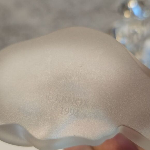 VTG Lenox 1994 Frosted & Clear Crystal Wolves Figurine Set – Howling & Resting - Picture 4 of 11